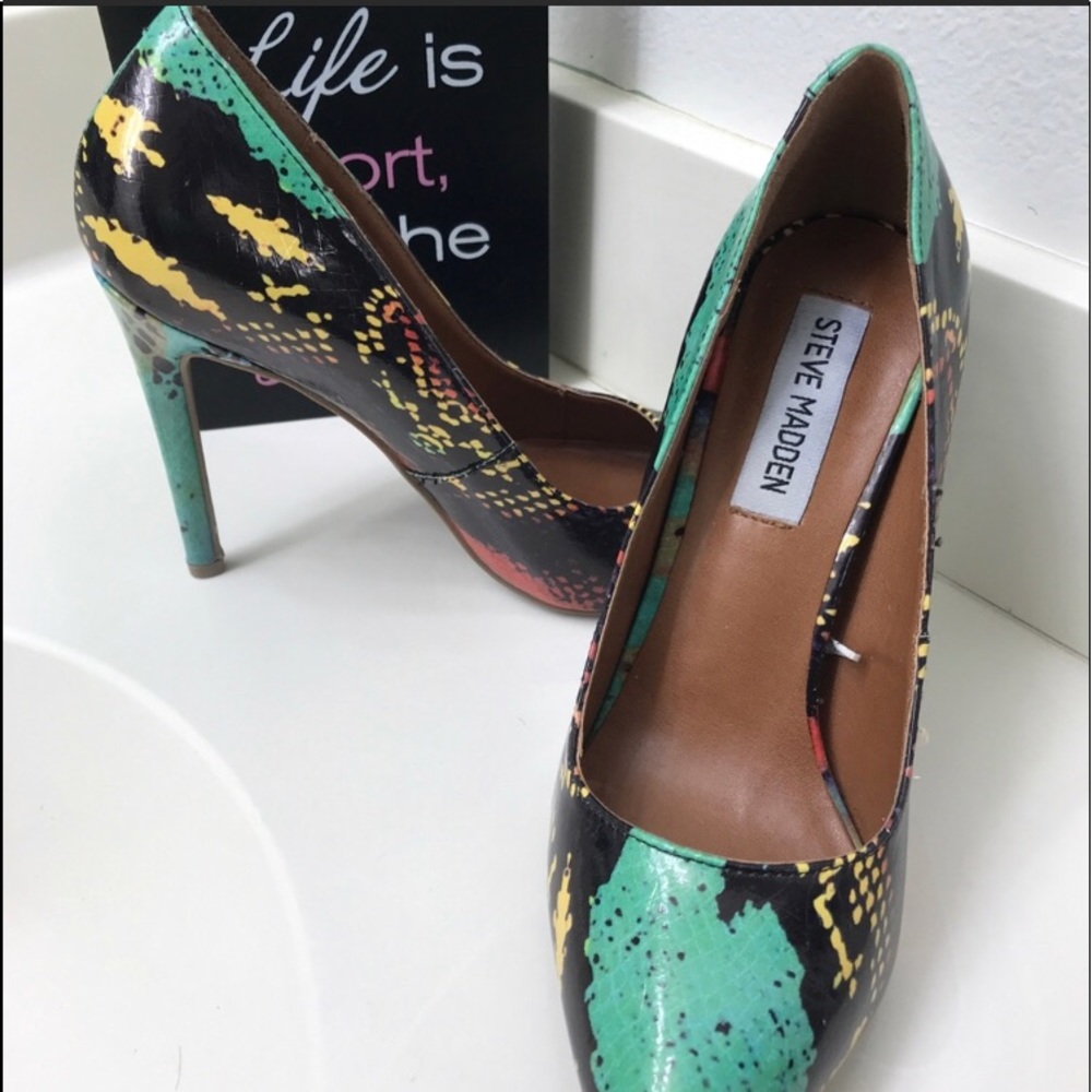 Steve Madden Multi Colored Heels